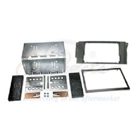 Connects2 CT23LR02A 2-DIN kit Land Rover