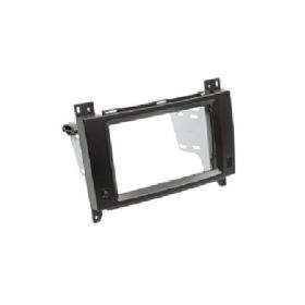 Connects2 CT23MB28 2-DIN kit Mercedes