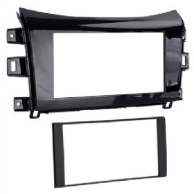 2-DIN radioramme Navara/Alaskan piano sort
