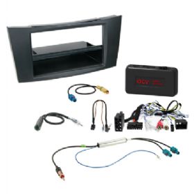 Komplet 2-DIN Kit m. rum Mercedes CLS/E-class /Amp