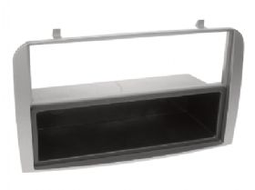 Radioramme 2-DIN alfa 147/GT 05-> sølv