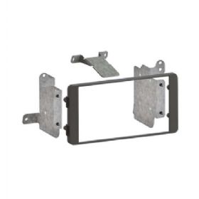 2-DIN kit Mitsubishi l200 2015-> piano sort 381200-20-1